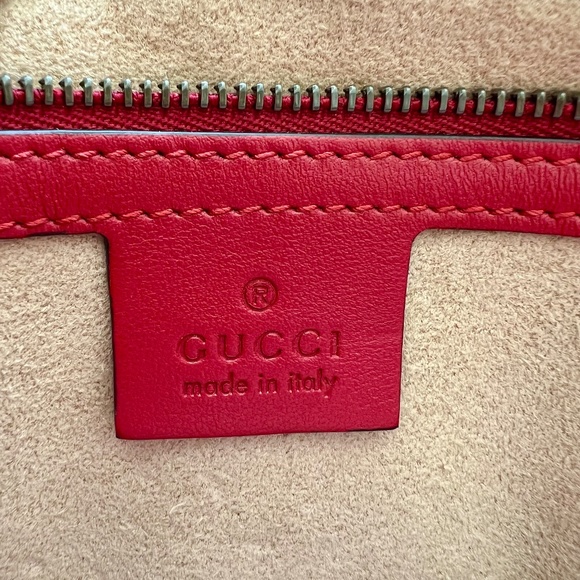 Gucci Marmont Red Authentic Crossbody Shoulder Bag with Heart on Back NWOT - Picture 9 of 16